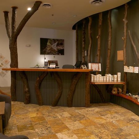 Hope Lake Lodge & Indoor Waterpark Cortland Luaran gambar