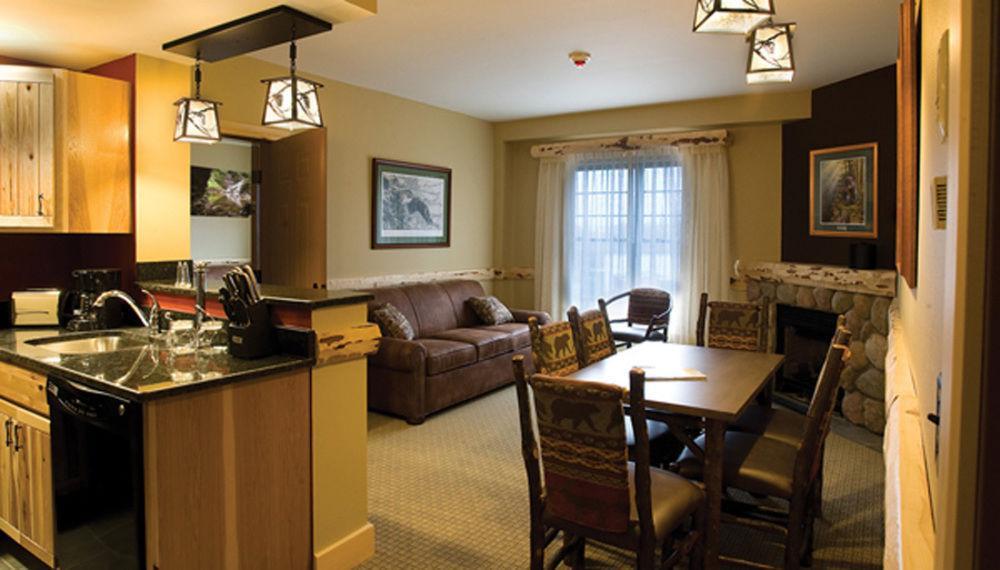 Hope Lake Lodge & Indoor Waterpark Cortland Luaran gambar