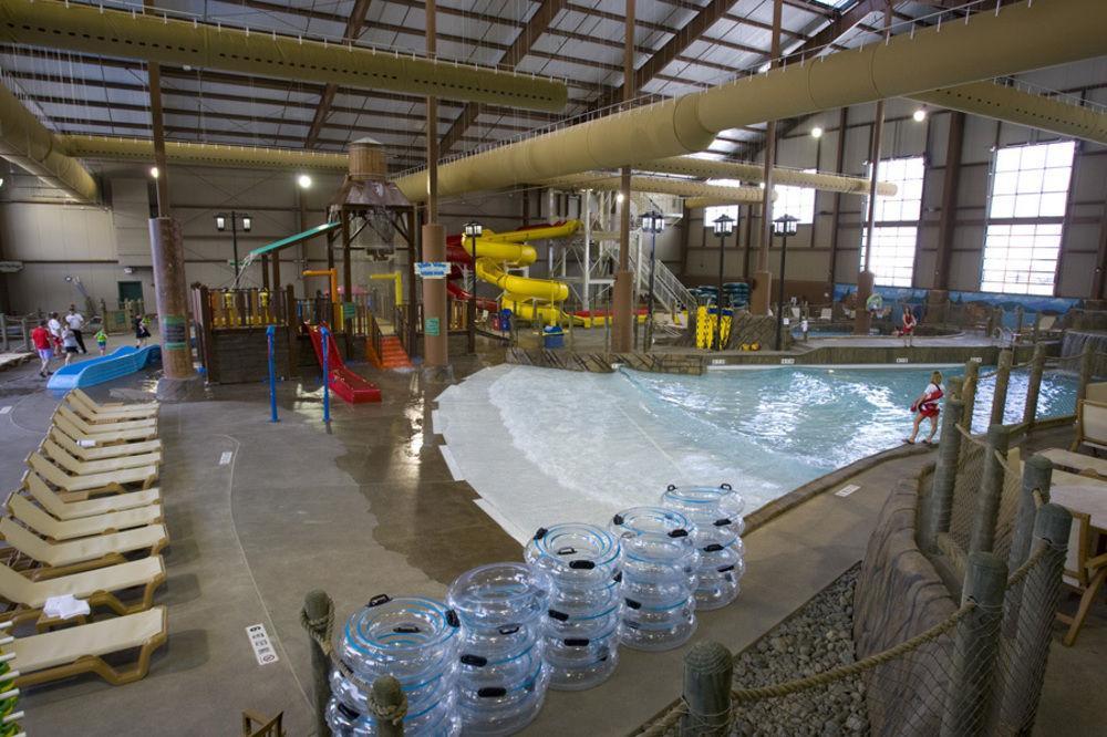 Hope Lake Lodge & Indoor Waterpark Cortland Luaran gambar