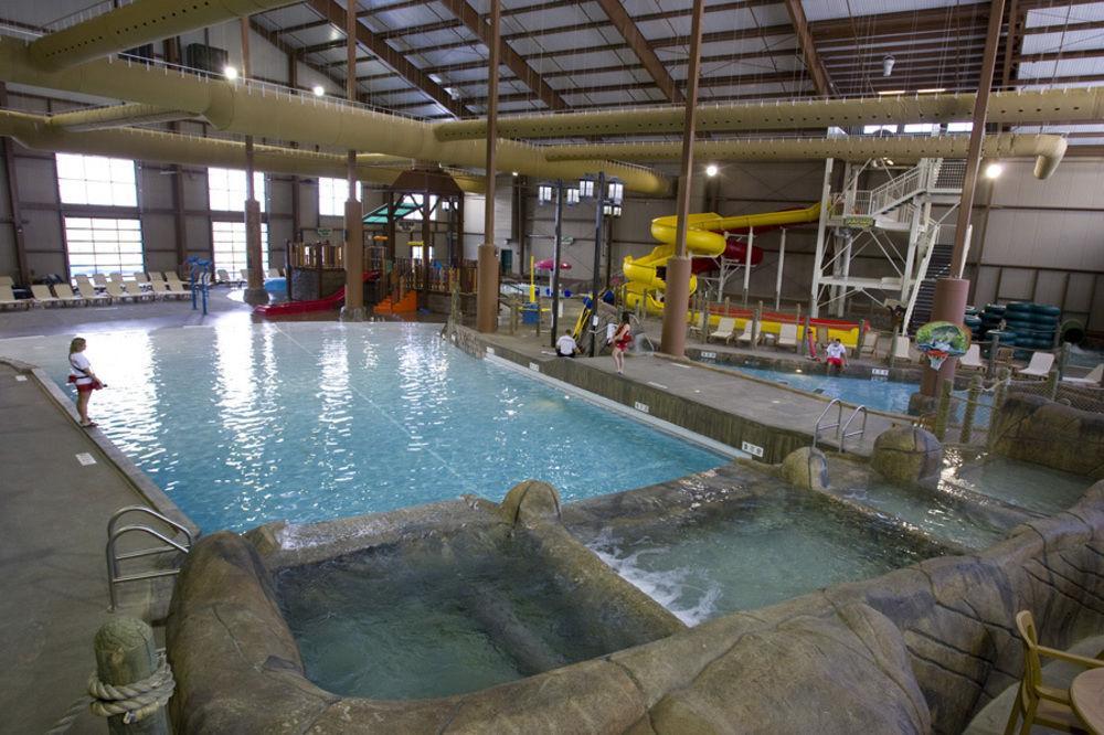 Hope Lake Lodge & Indoor Waterpark Cortland Luaran gambar