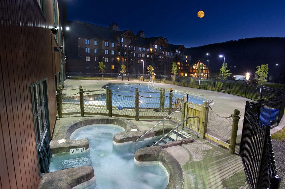 Hope Lake Lodge & Indoor Waterpark Cortland Luaran gambar