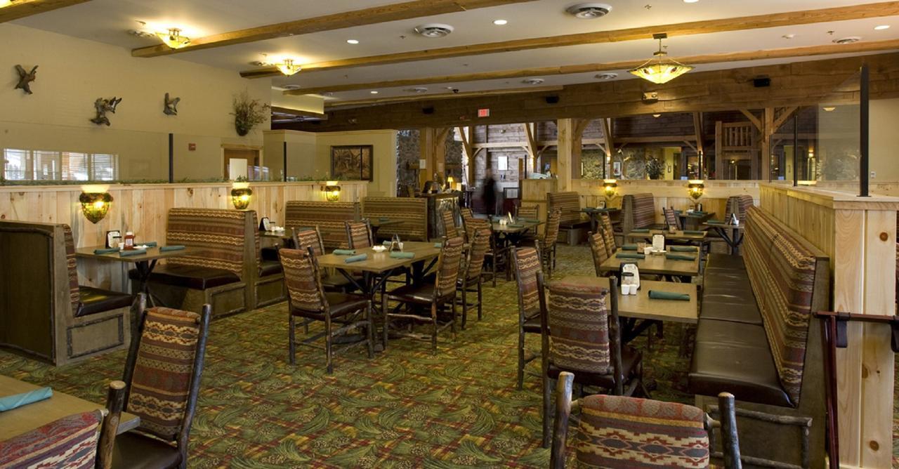 Hope Lake Lodge & Indoor Waterpark Cortland Luaran gambar