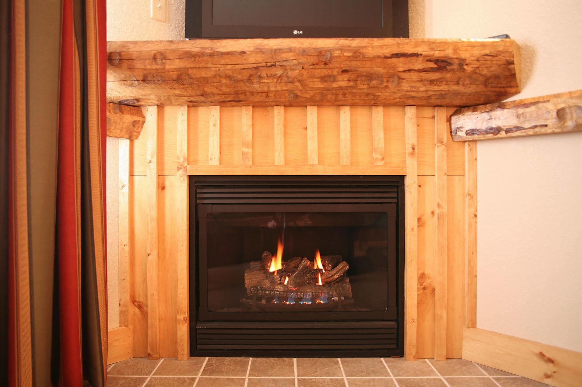 Hope Lake Lodge & Indoor Waterpark Cortland Luaran gambar
